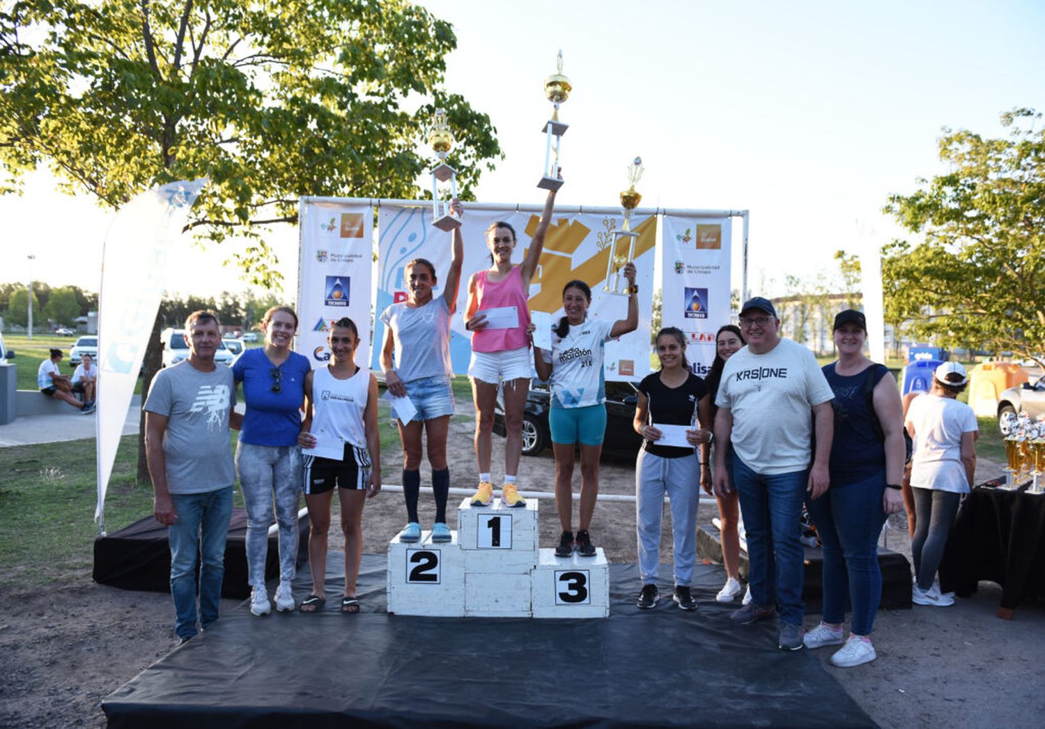 Exitosa realización de la Maratón de la Avicultura en Crespo