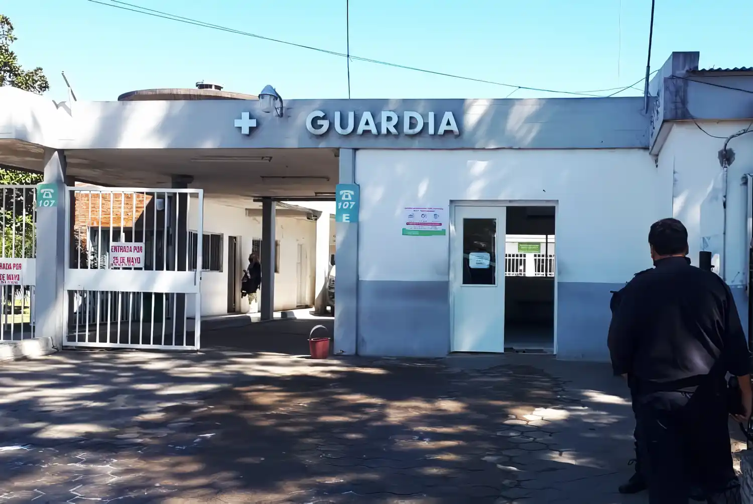El acceso a la Guardia del Hospital local.