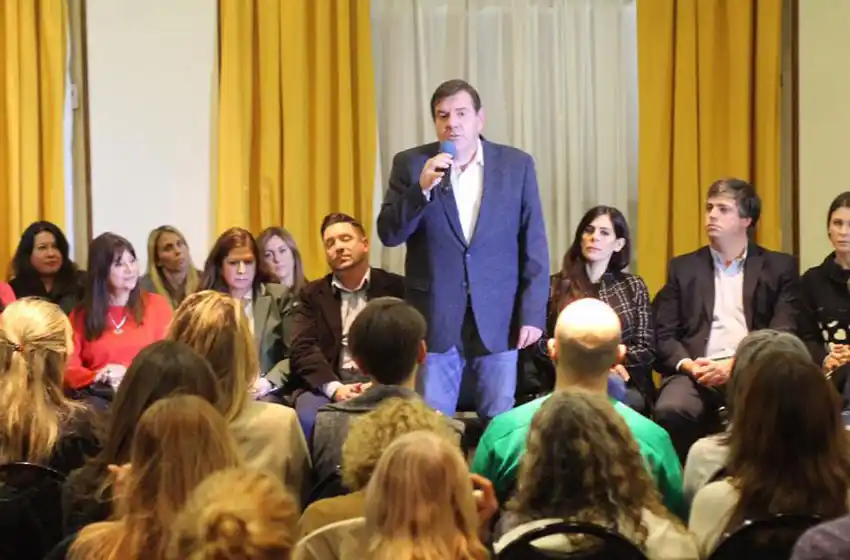 Montenegro junto a la Cámara de la Moda: “El trabajo en equipo es clave para lograr cualquier objetivo”