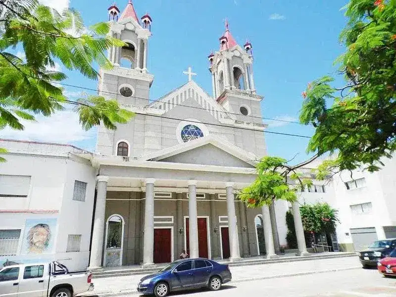 La Catedral de Formosa lanzó una campaña 
para financiar obras de refacción en el techo
