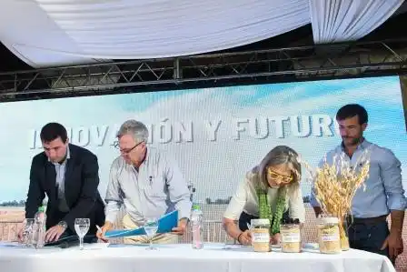 La CHEI firmó un convenio con el laboratorio Andrómaco