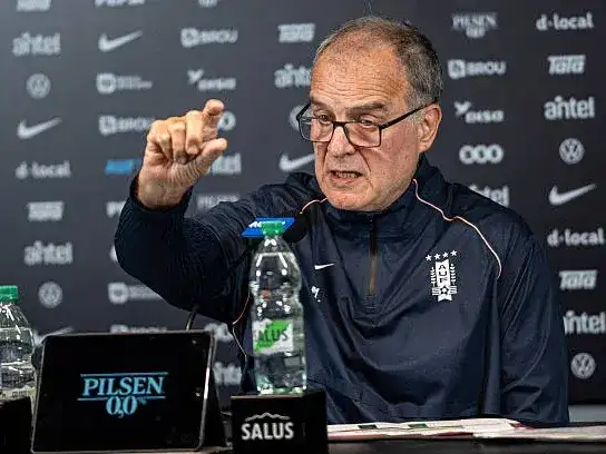 Bielsa, durante la conferencia de prensa.