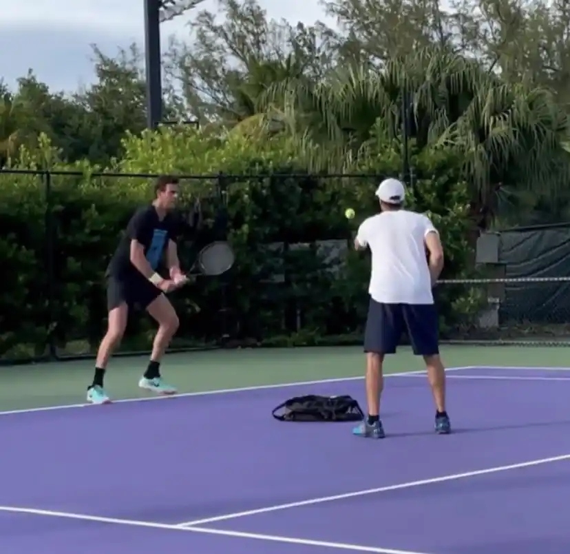 Del Potro se volvió a mostrar dentro de la cancha e ilusionó a sus seguidores