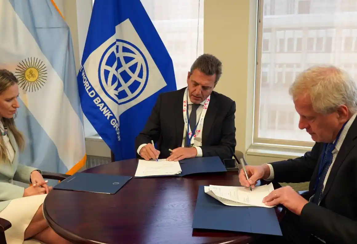 Sergio Massa negoció préstamos por casi 2.500 millones de dólares