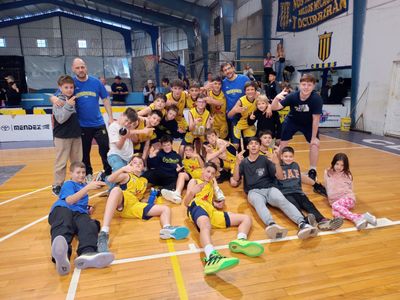Centenario clasificó a la Cuarta Fase de la Liga Federal Formativa U13