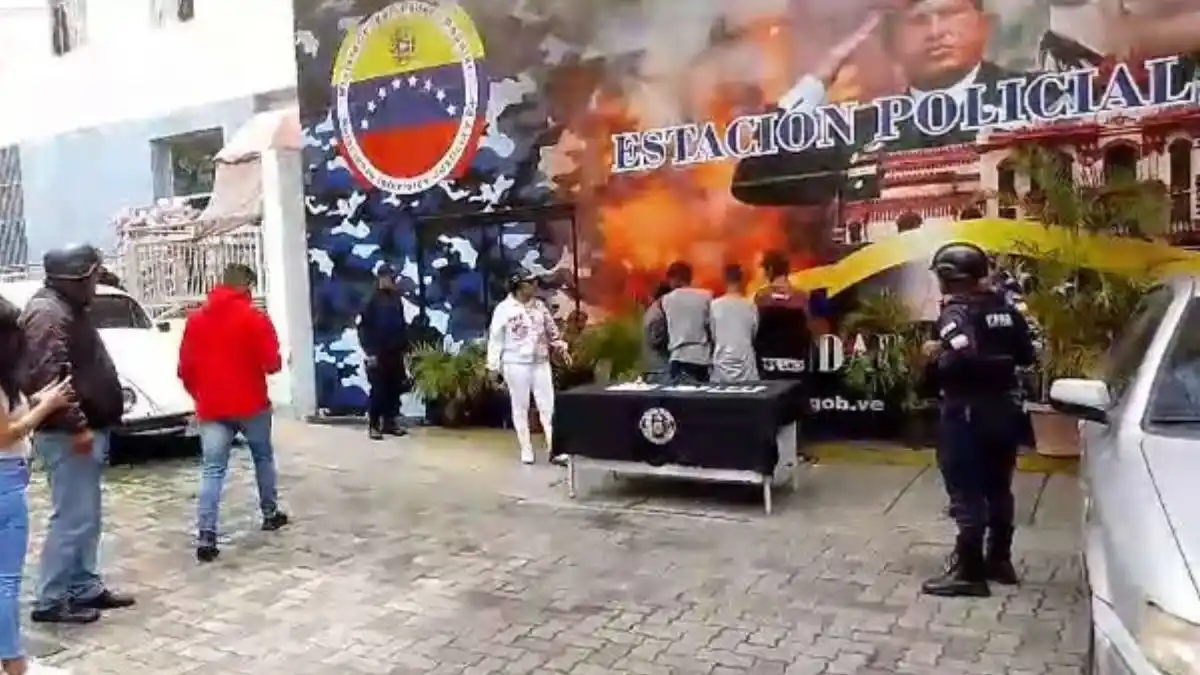 Capturan a integrantes de la banda Los Cachorros: AZOTES DE SABANA GRANDE Y CHACAÍTO (+Reporte)