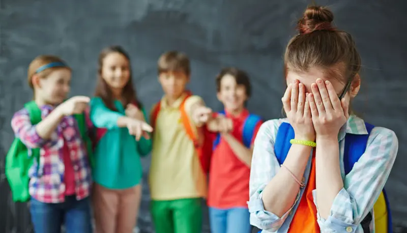 Casos de bullying en las escuelas, que se agravan por el uso de las redes sociales