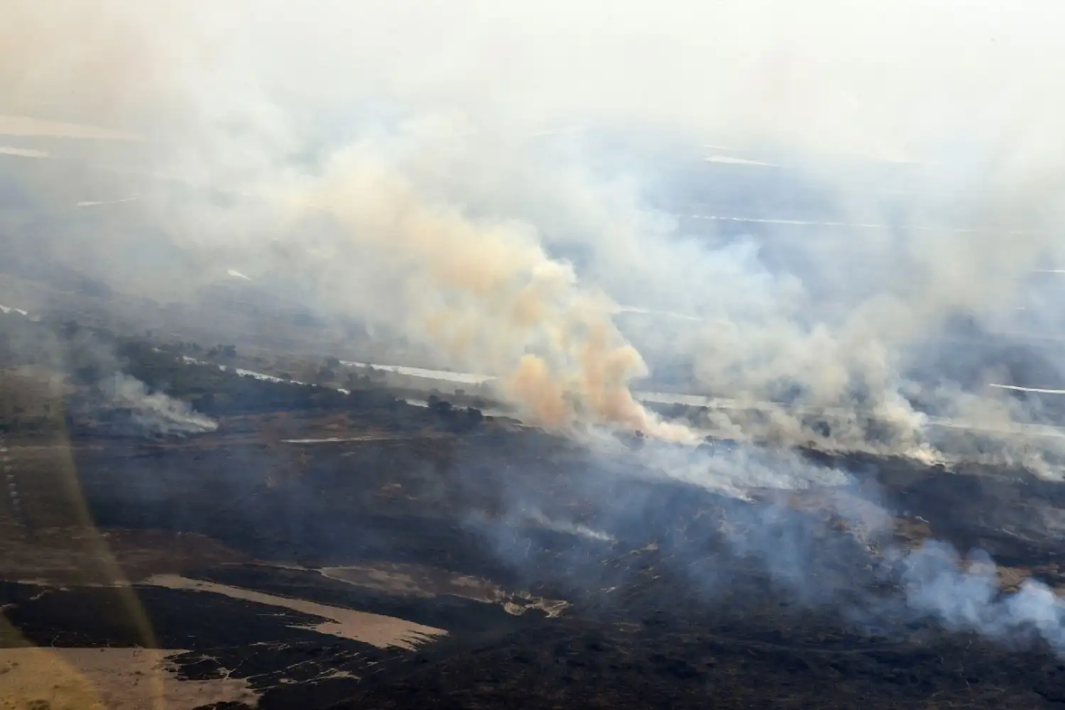 Entre Ríos acuerda trabajo conjunto con Santa Fé por los incendios en las islas