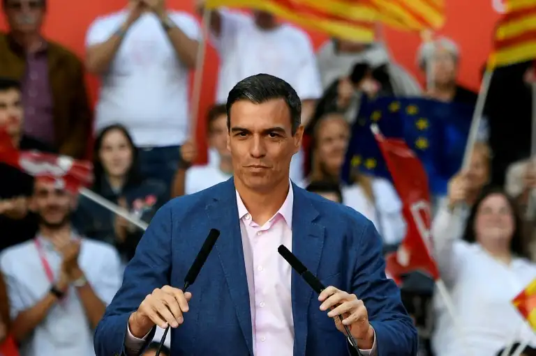 Pedro Sánchez recibió el encargo del rey de España de formar un nuevo gobierno