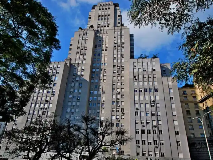 Está a la venta el legendario penthouse del piso 14 del edificio Kavanagh: conocé su historia