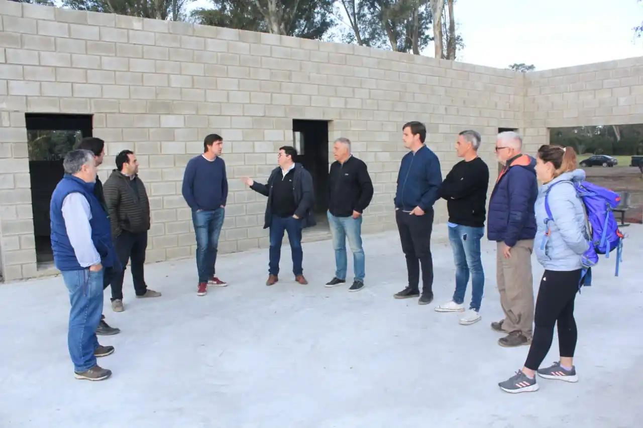 El proyecto implica la construcción de un playón de 15 x 27 metros, que contará con iluminación.