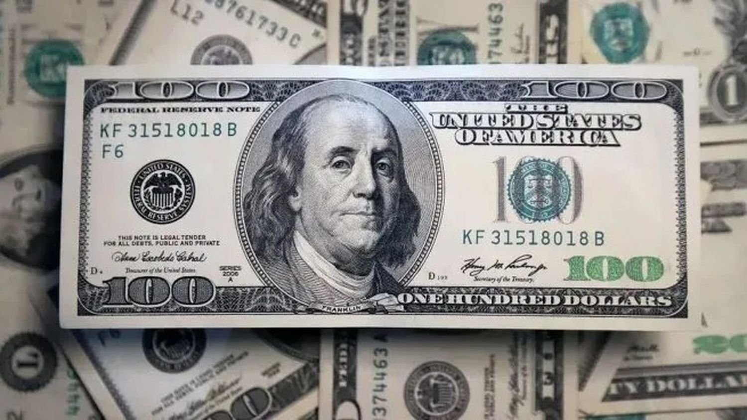 El dólar blue baja por quinta vez consecutiva y la brecha con el oficial se acerca al 45%