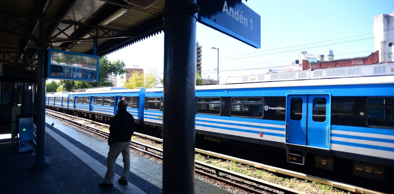 Tras el masivo corte de energía eléctrica, las líneas de trenes normalizan sus servicios