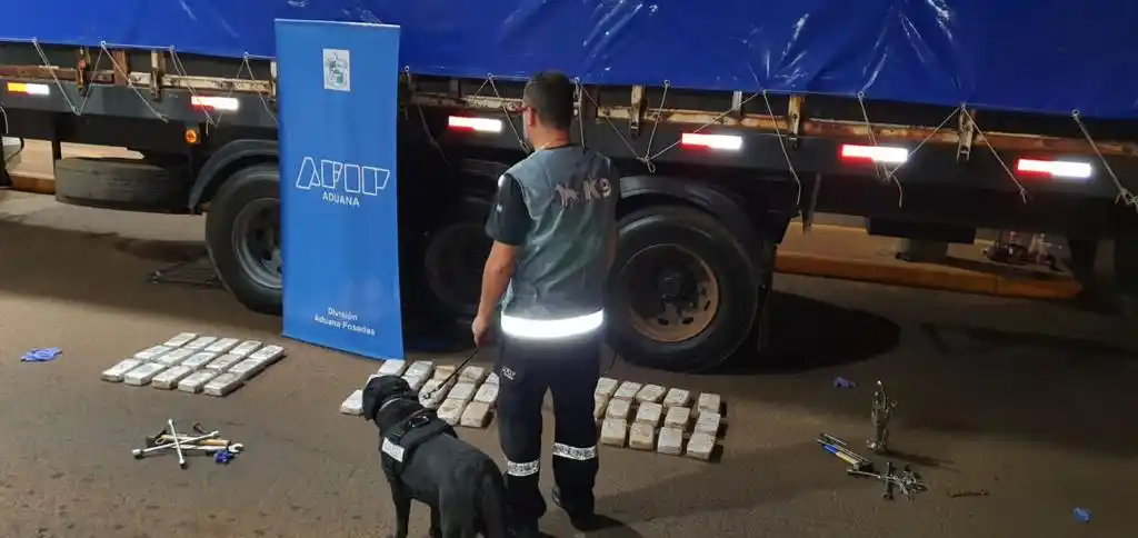 La Aduana incautó más de 100 kilos de cocaína en una frontera de Entre Ríos y Uruguay