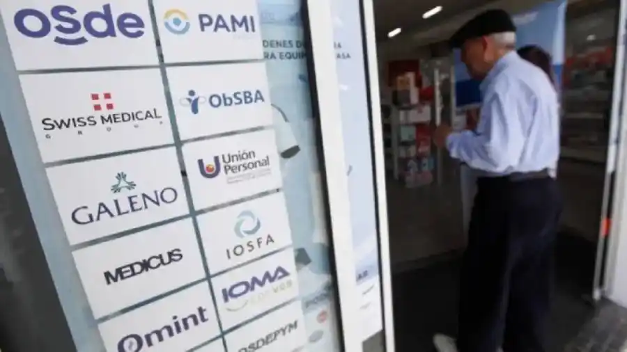 La Justicia les ordenó a las prepagas limitar los aumentos al índice de inflación y devolver lo que cobraron de más