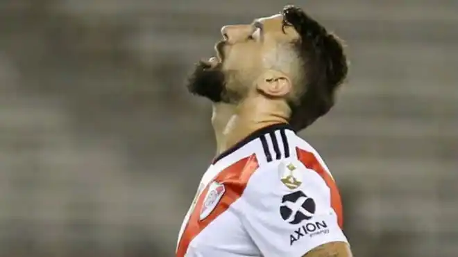 Lucas Pratto se lesiona y se perdería la primera semifinal contra Boca
