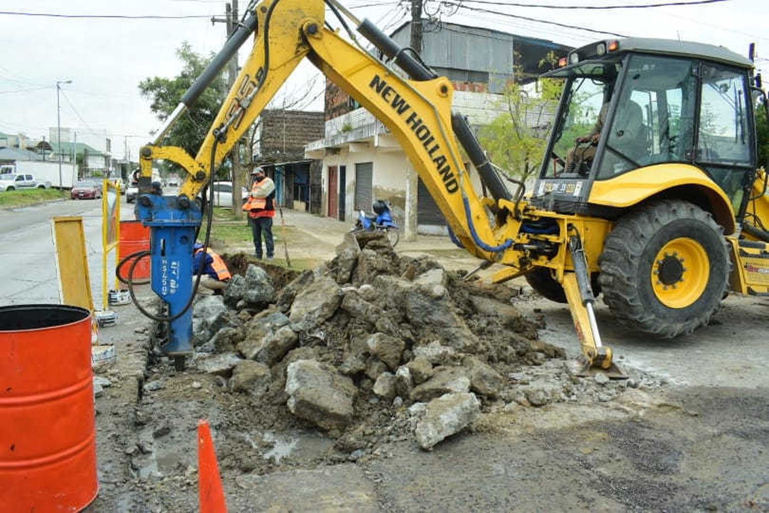 Acentúan tareas de bacheo y sellado de juntas sobre diferentes arterias