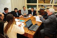 Las explicaciones no conformaron a la oposición y sigue la polémica por los 500 mil pesos 