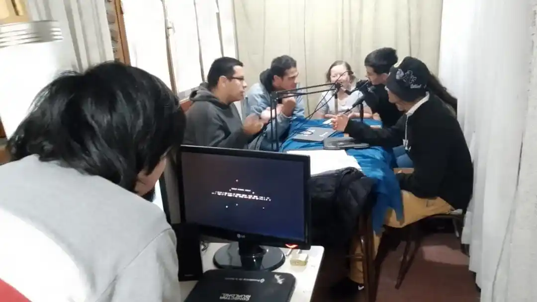 radio escuela especial - 2