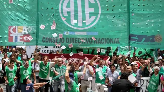 Paro y movilización de ATE en toda la Provincia en el marco de una protesta nacional