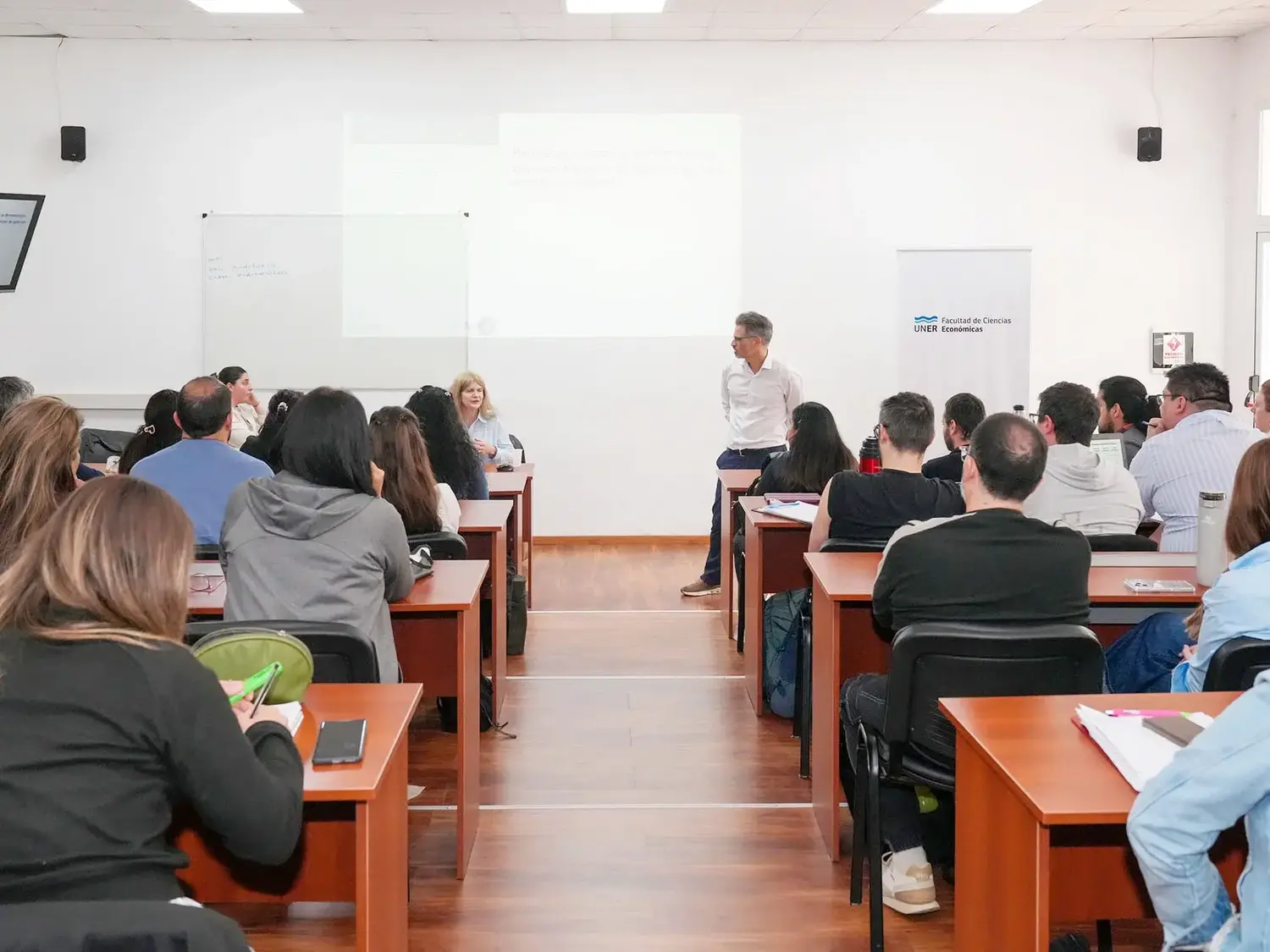 Salud brindó un curso sobre vigilancia epidemiológica a referentes de toda la provincia