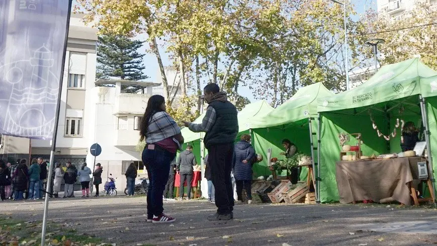 El Mercado. Se habilita hoy en la plaza Rocha