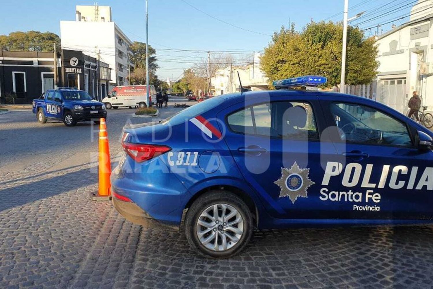 Se desconocieron en pleno bo. Sarmiento: encontró a su pareja con otra en su casa y se trenzaron a golpes