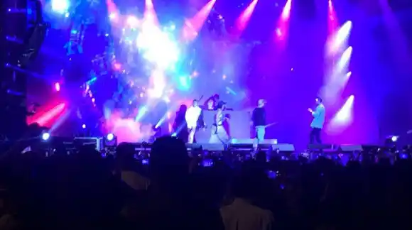 CNCO dejó a sus fanáticas «picadas» por verlos otra vez