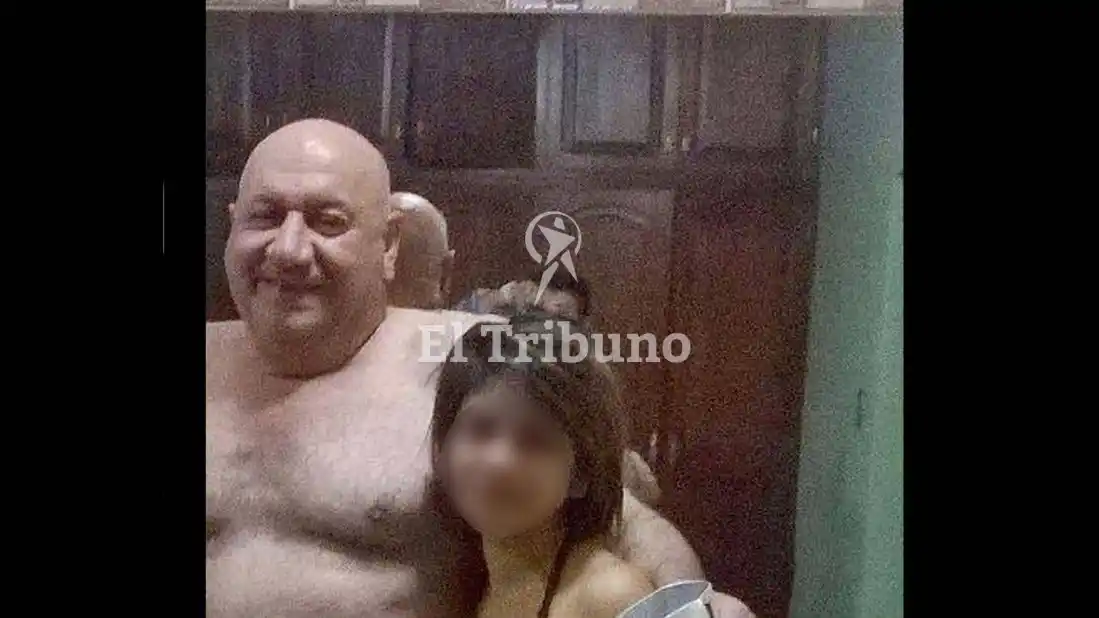 Escándalo por fotos de un Intendente salteño de fiesta con menores 