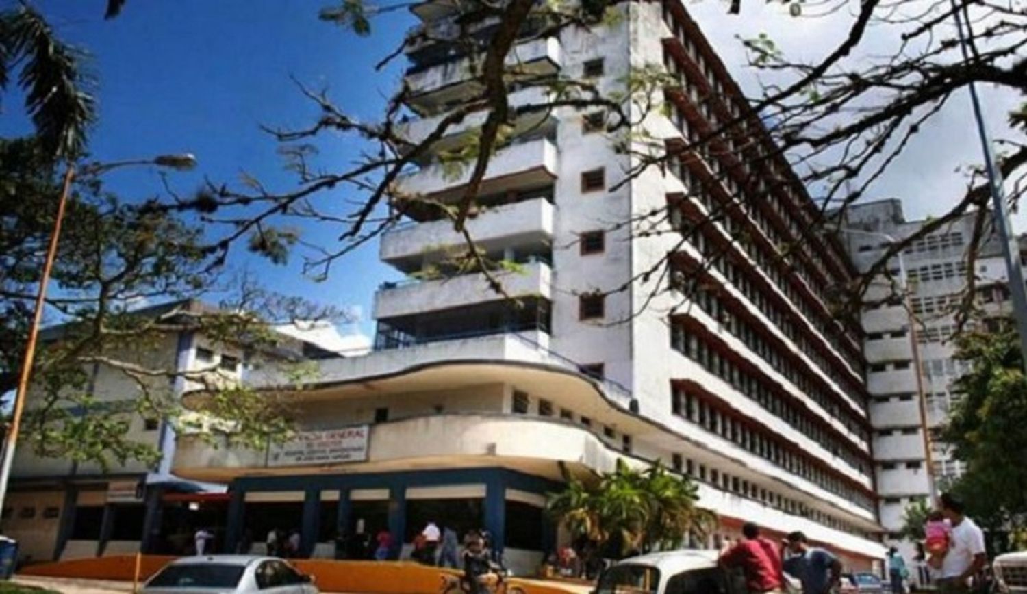 Apagones causan la muerte de 4 pacientes del hospital de San Cristóbal