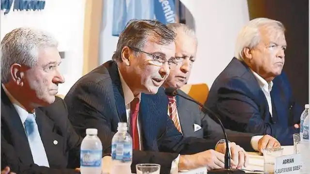 Desde la UIA niegan que el sector no cumplió con el acuerdo antidespidos