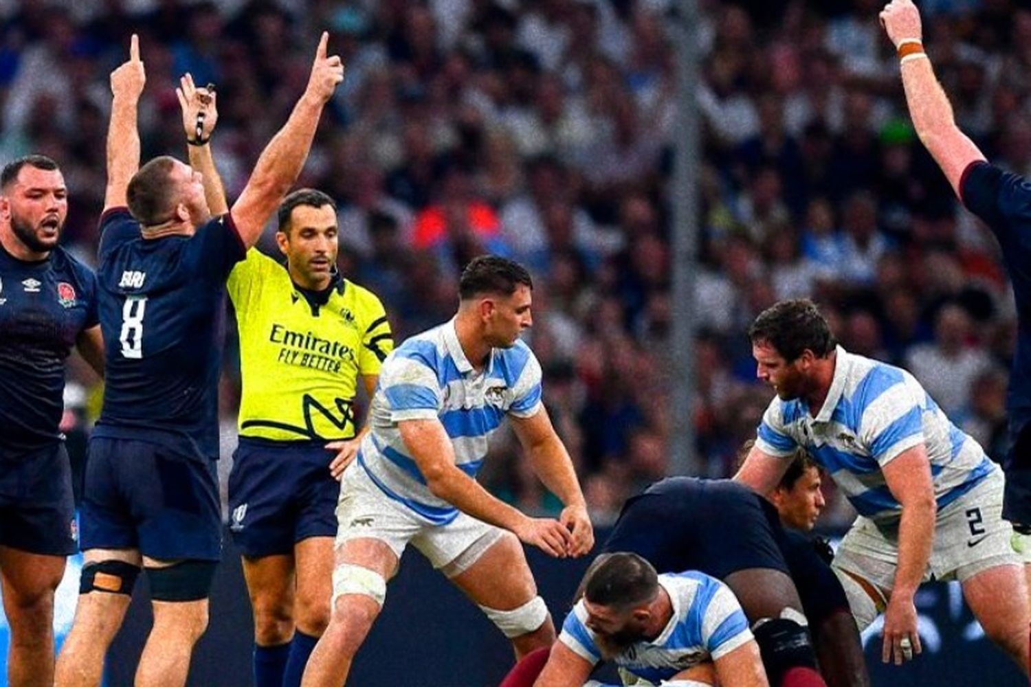 Dura derrota de Los Pumas en el debut mundialista ante Inglaterra