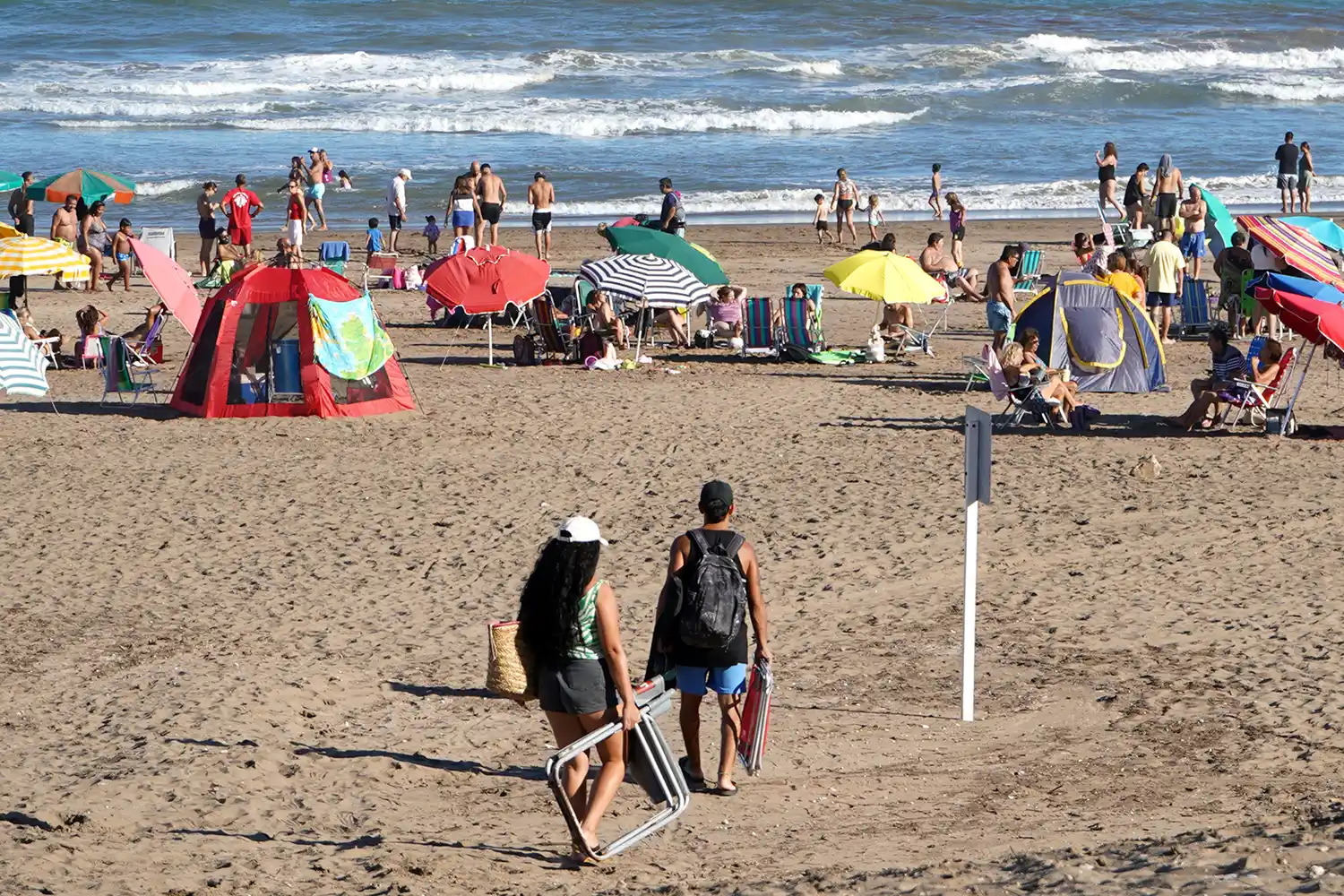 Buen clima. A pesar del pronóstico desfavorable se pudo aprovechar la playa
