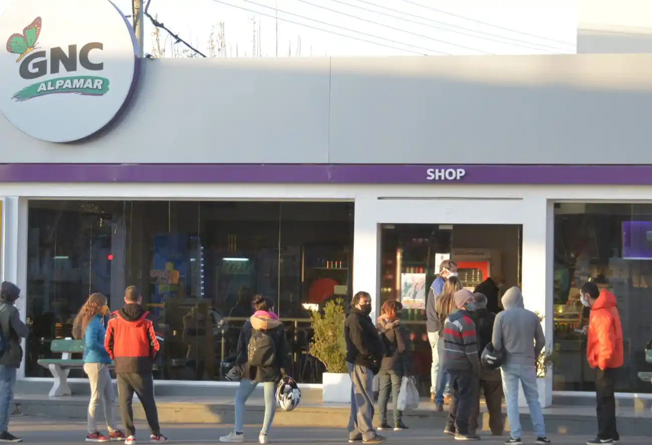 Comenzó la venta de cigarrillos y el abastecimiento se normalizaría esta semana