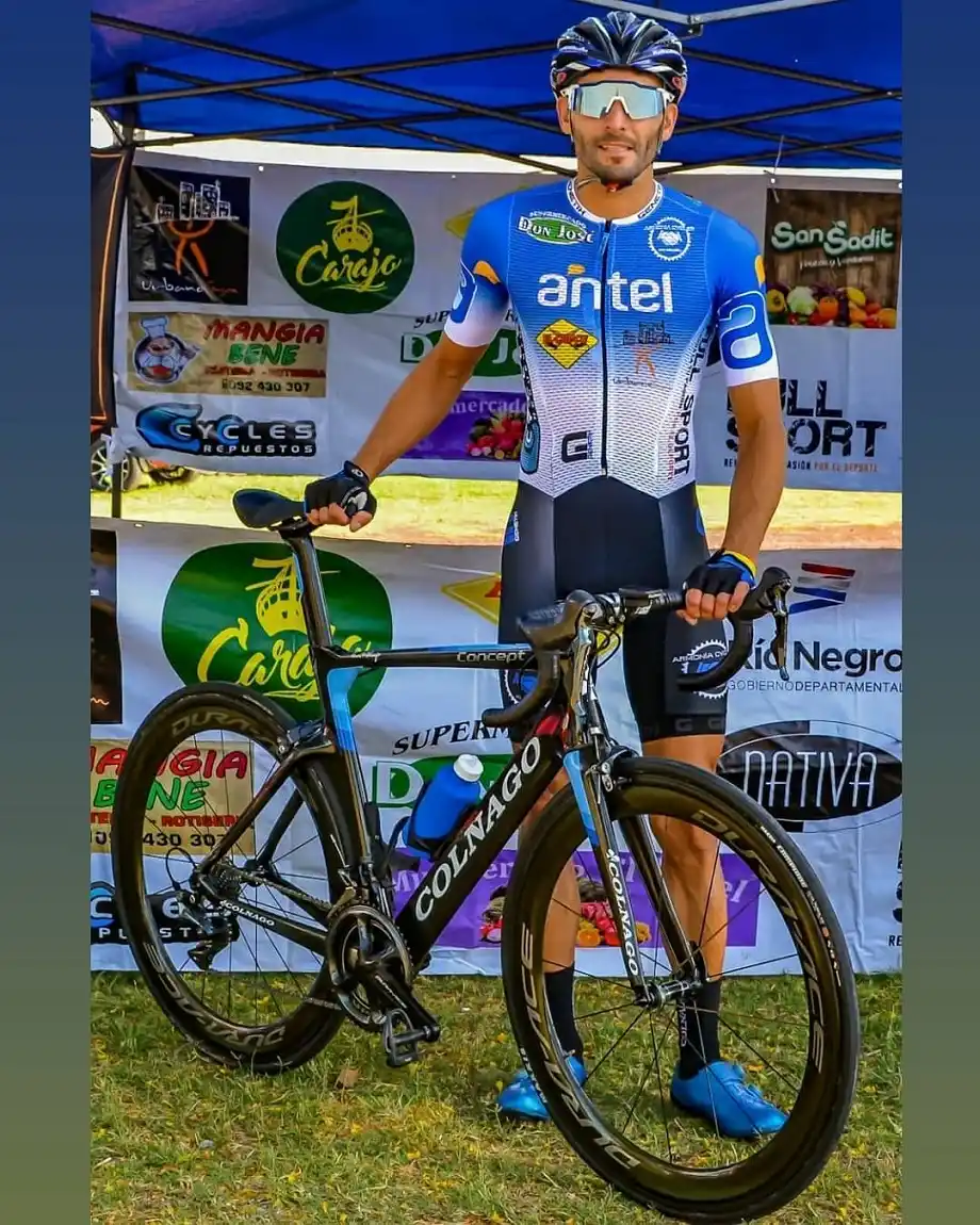 Francisco Viollaz corre la Vuelta del Chaná con el Armonía de Fray Bentos