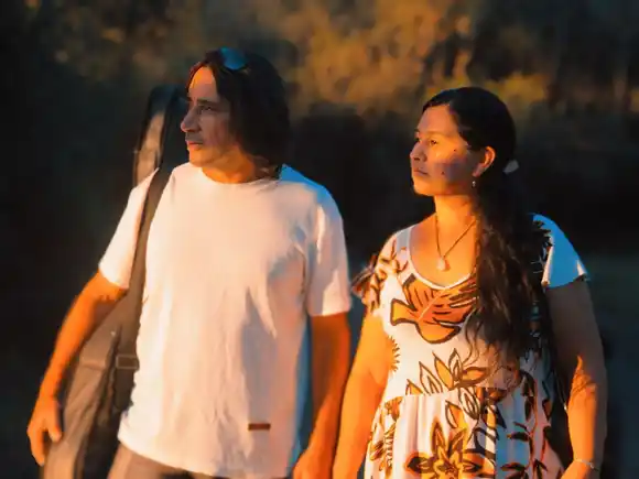 El ciclo Músicas Originarias recibe a Misión Camila en la Biblioteca Nacional