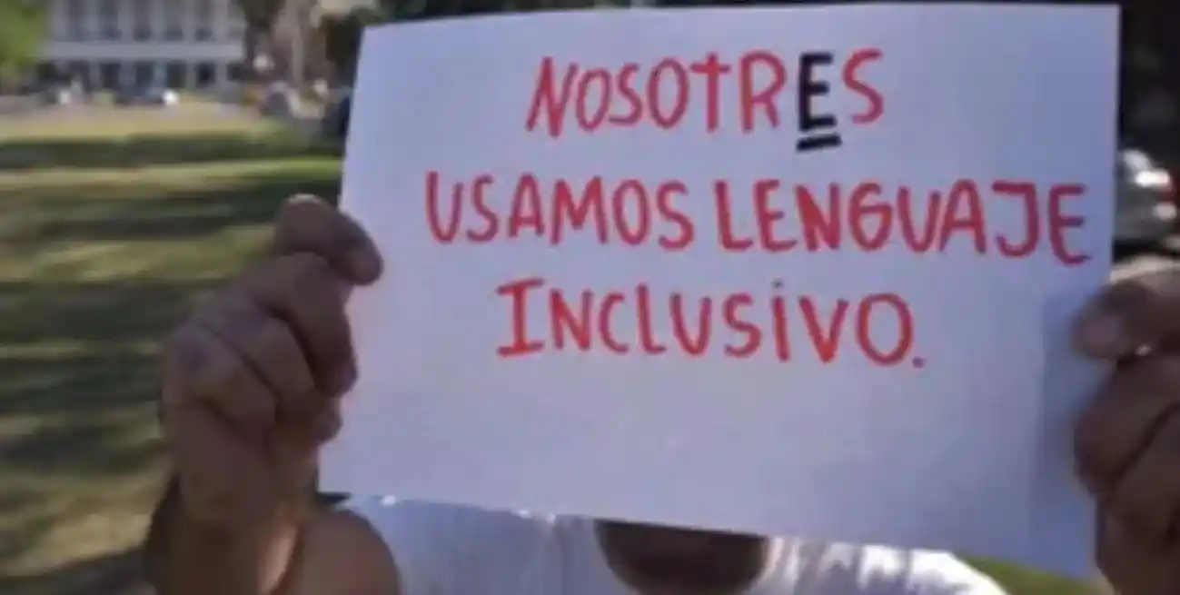 La violencia es cometida por las personas, no por las palabras.