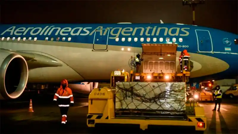 Partirá esta noche a Moscú el vuelo que traerá la Sputnik V