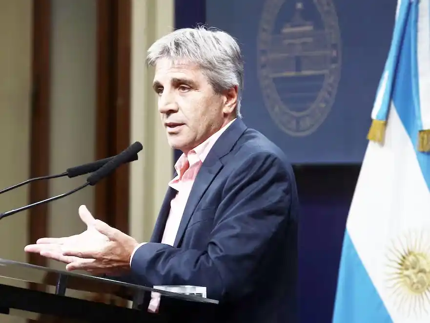 El Gobierno colocó un nuevo bono en dólares a una tasa de 8,5 % y refuerza el plan para pagar los vencimientos de julio