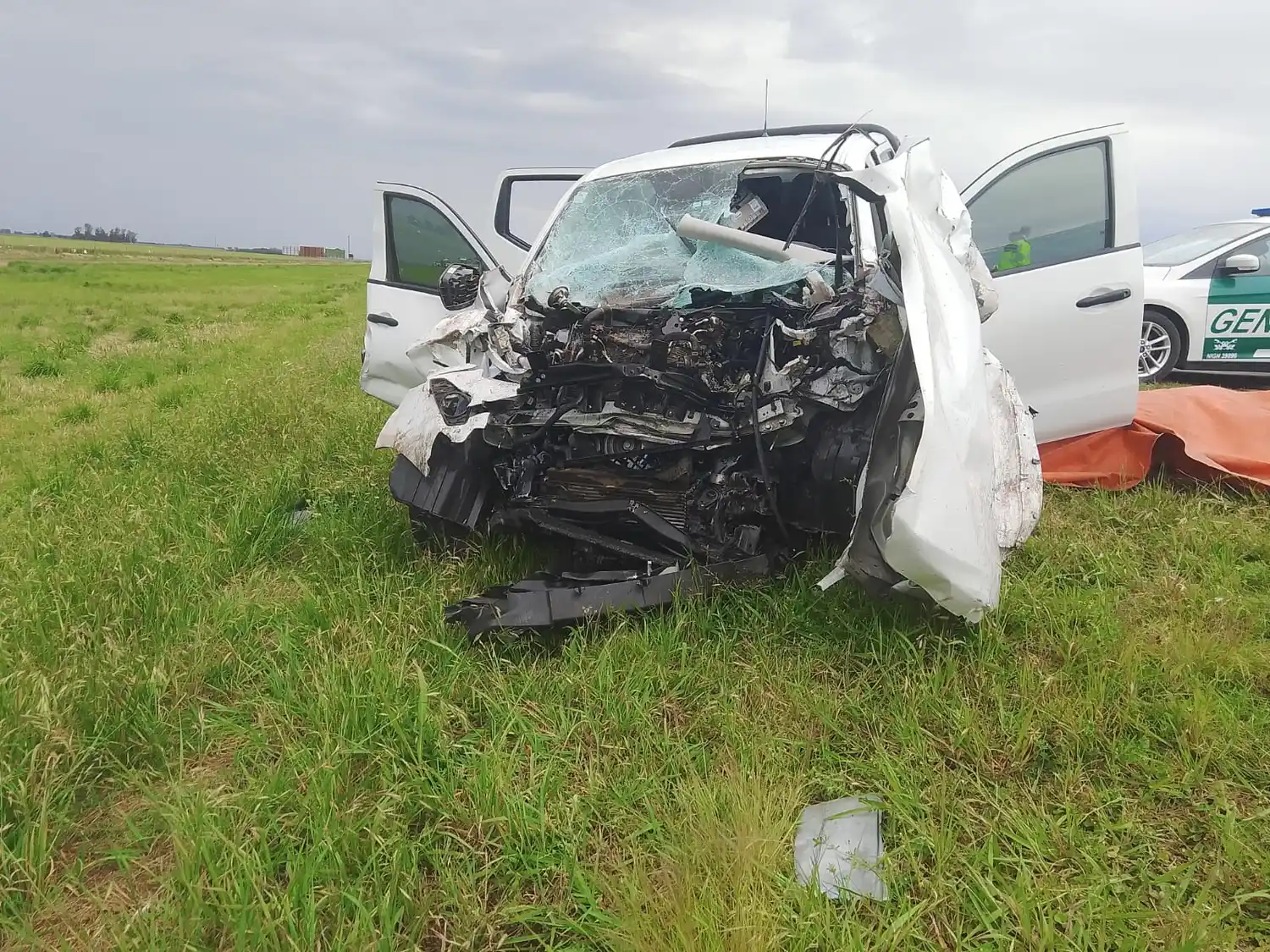 Murió un hombre tras el choque entre una camioneta y un camión en la autopista Rosario-Córdoba