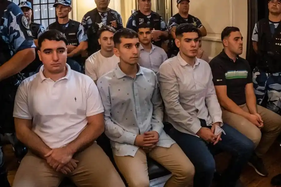 Condenaron a prisión perpetua a cinco de los rugbiers acusados de matar a Fernando Báez Sosa