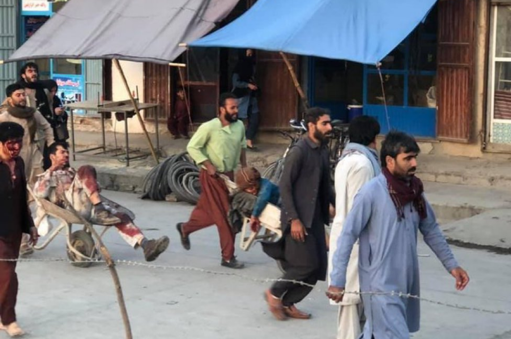 Al menos 11 muertos tras una explosión fuera del aeropuerto Kabul