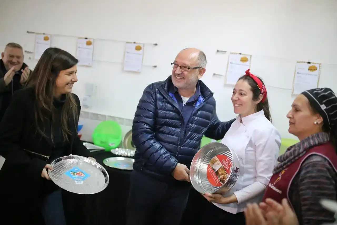 Más de 60 vecinas ya participan de “Encuentro en la Cocina”