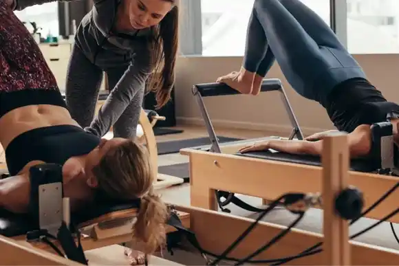 Cómo mejorar la postura con pilates: un camino hacia el bienestar