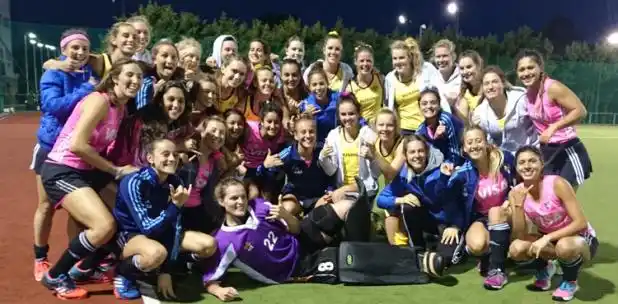 Macarena Losada dentro del grupo de Leoncitas que disputan los Test Match. 