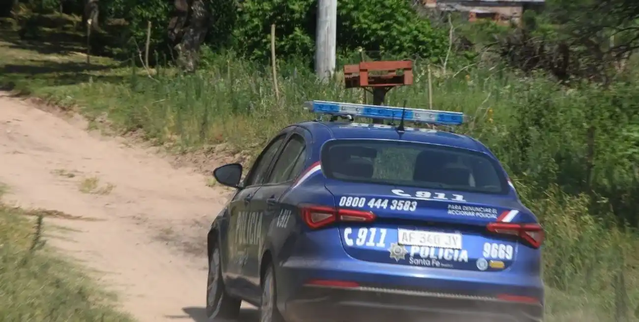 Tarde agitada: los arrestaron por el robo de un caballo y atacaron a piedrazos a la policía en Santa Fe