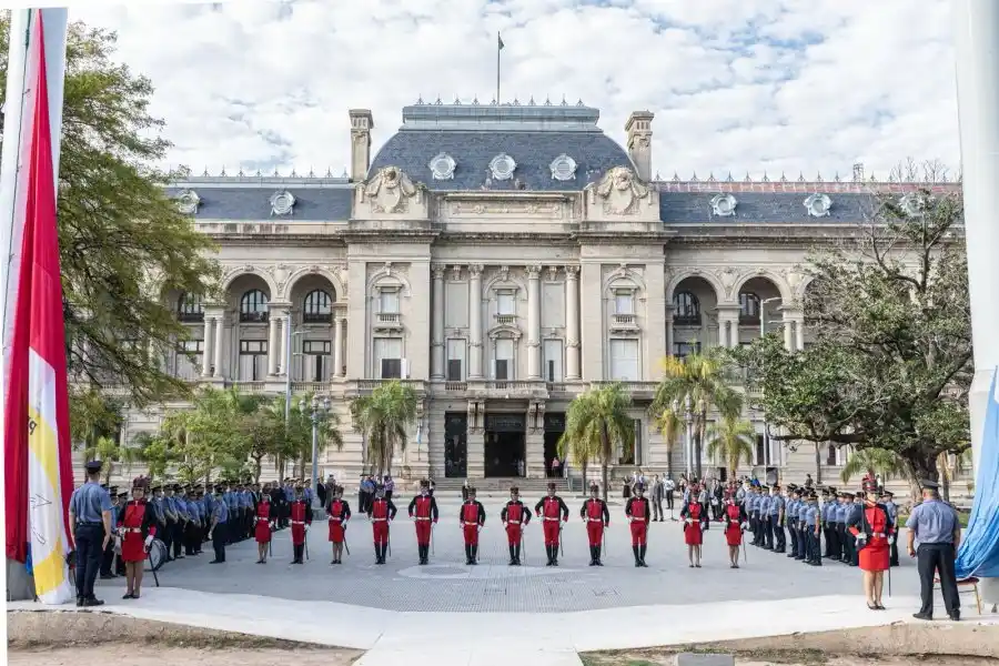 Pullaro destacó el trabajo del cuerpo policial que cuida bienes y edificios públicos