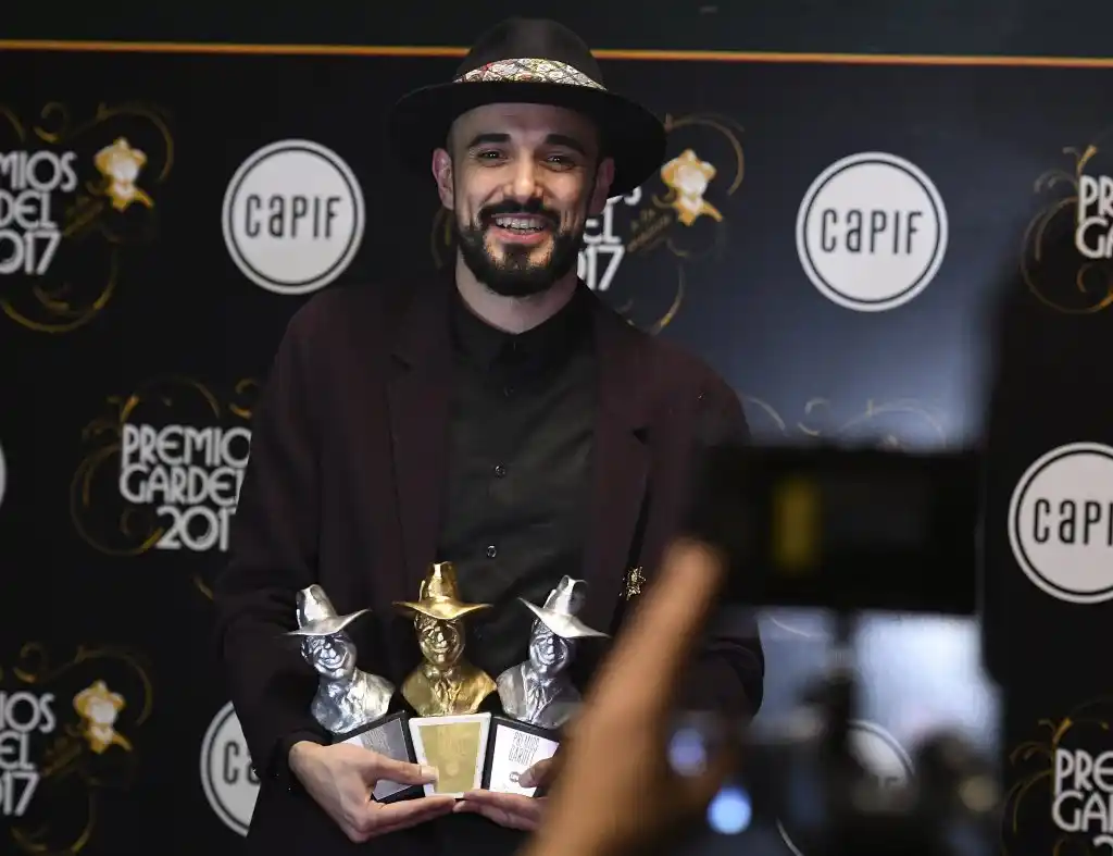El bahiense Abel Pintos ganó por tercera vez un Gardel de oro