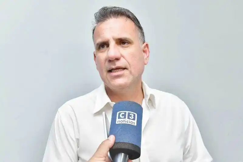 “Las obras financiadas por la provincia
siguen ejecutándose”, destacó Caffa