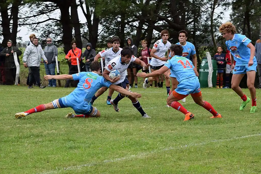 Mar del Plata sufrió pero  está otra vez en semifinales